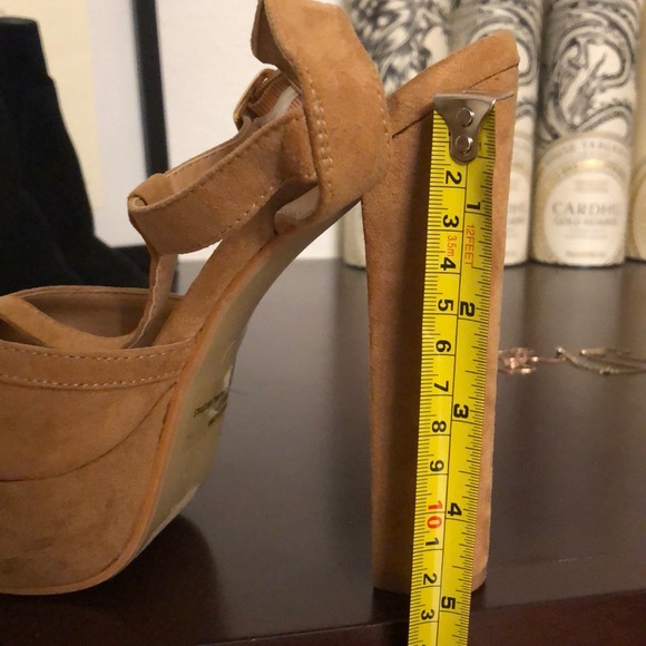 Cathy Jean Tan Heels Size 7 - Picture 5 of 5